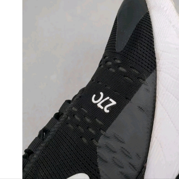 Nike Air Max 270 /  Black Running Athletic Comfort Shoes AH6789-001 Womans 10.5 - Picture 10 of 11